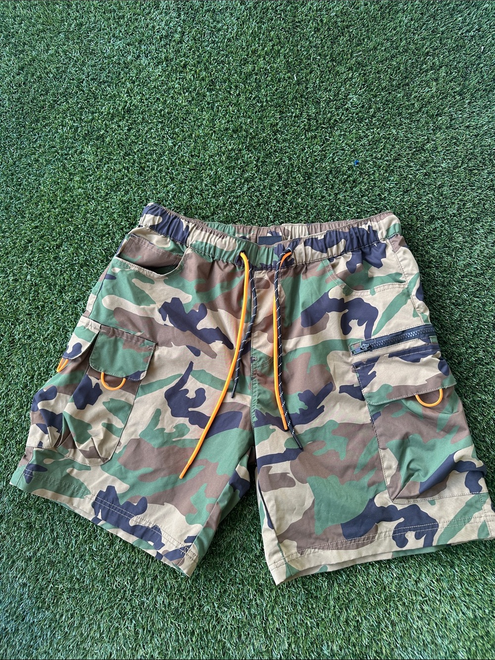 Camouflage Cargo Men’s Shorts with Orange Drawstring